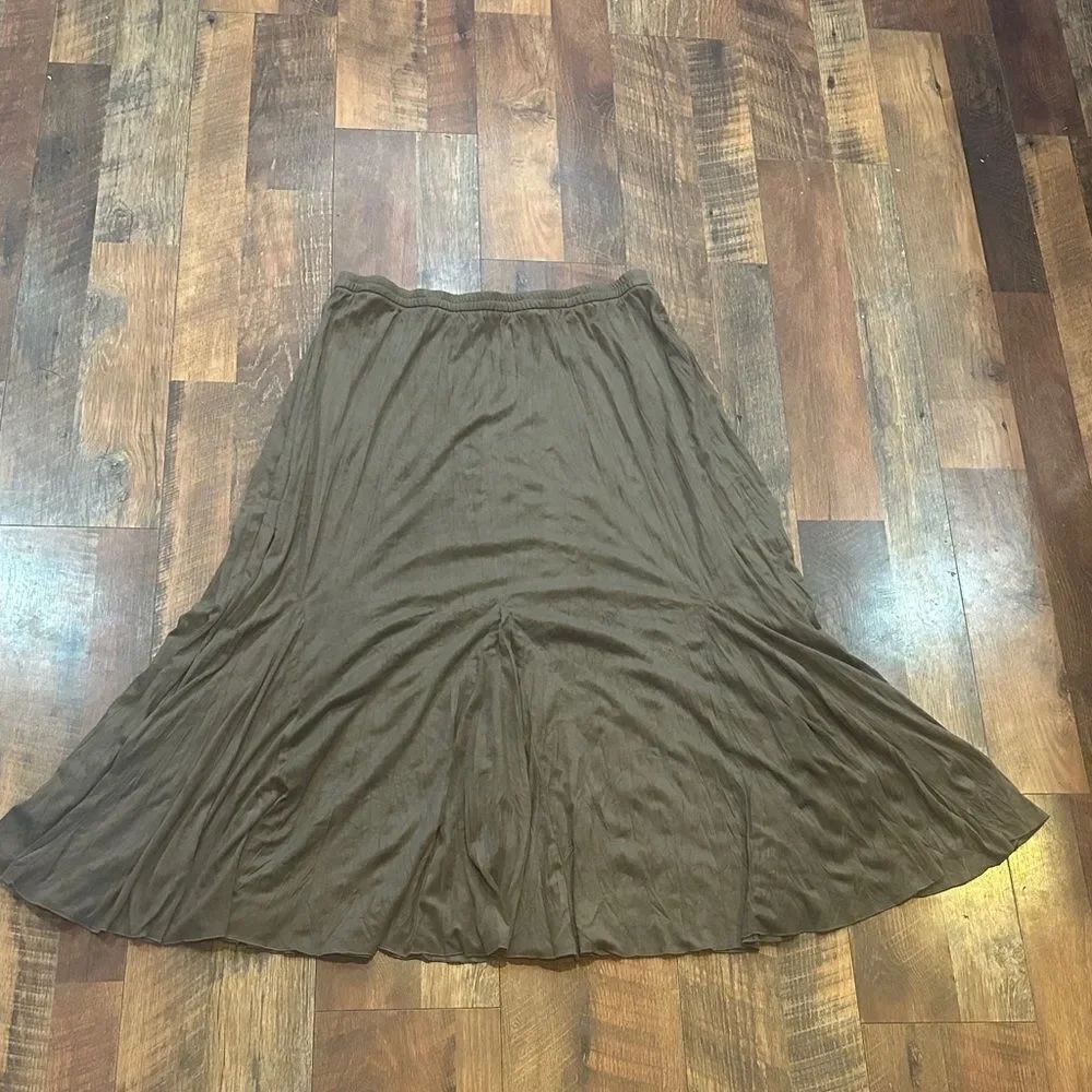 Soft surroundings taupe Women's Skirt L (5165)